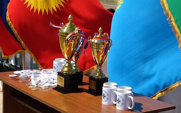 Спортивно-патриотическая игра «В мире и дружбе» прошла в Арташатском погранотряде - Sputnik Армения