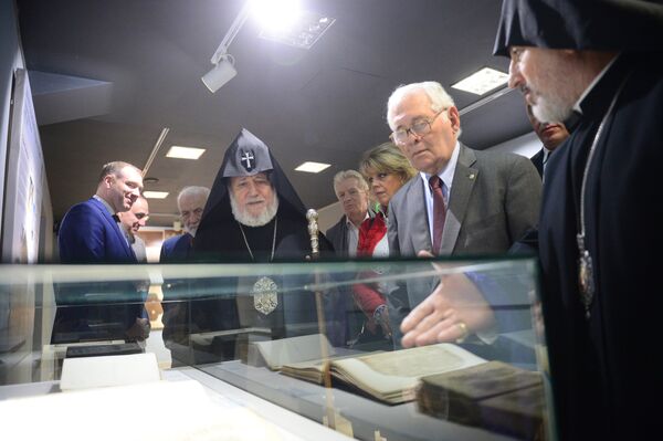 Верховный патриарх и Католикос всех армян Гарегин II прибыл в Москву - Sputnik Армения