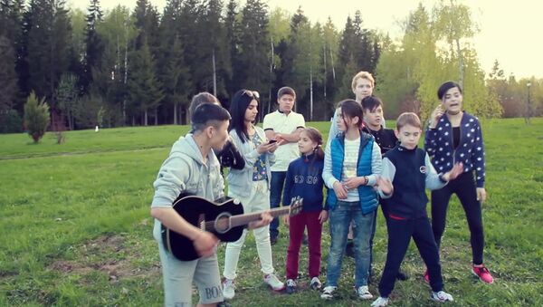Одна большая семья: дети из стран СНГ снова встретились в Москве - Sputnik Армения