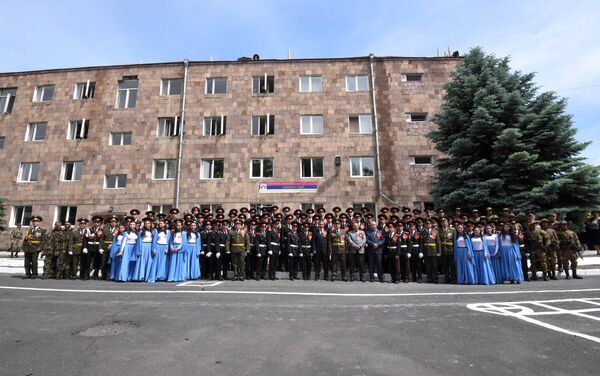 Воспитанники училища Монте Мелконян продемонстрировали отличную боевую готовность - Sputnik Армения