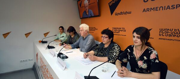 П/к инициативной группы Требуем наказать Атешяна в пресс-центре Sputnik Армения - Sputnik Армения