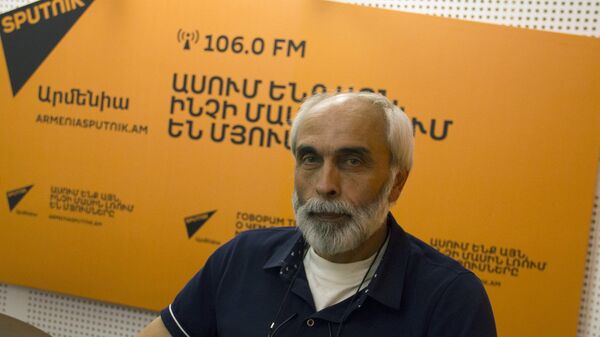 Карен Балаян в гостях у радио Sputnik Армения - Sputnik Արմենիա