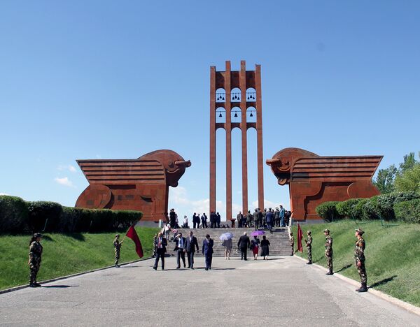99-летие Первой Республики Армения в Сардарапате - Sputnik Армения