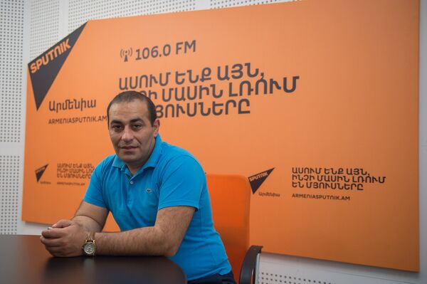 Азат Товмасян в гостях у радио Sputnik Армения - Sputnik Армения