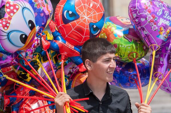 Международный день защиты детей отметили в Ереване - Sputnik Армения