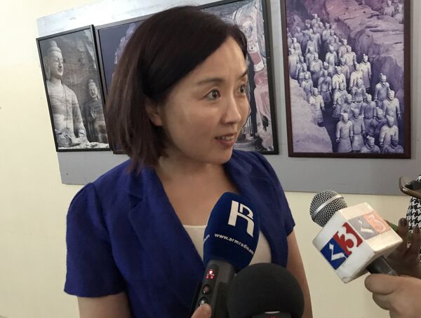 Директор института Конфуция в Китае Ян Мейхуа - Sputnik Армения