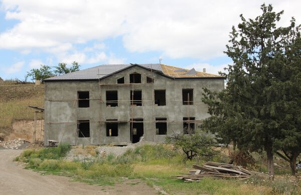 Строительство в селе Талыш, Нагорный Карабах - Sputnik Армения