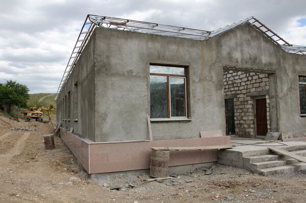 Строительство в селе Талыш, Нагорный Карабах - Sputnik Армения