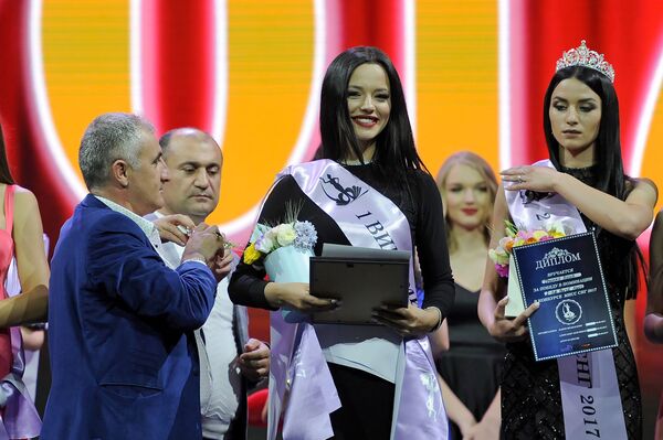 Представительница России Лолита Буняева - первая вице-мисс СНГ 2017 - Sputnik Армения