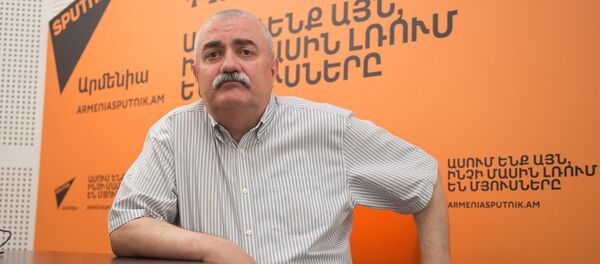 Арам Сафарян в гостях у радио Sputnik Армения - Sputnik Армения