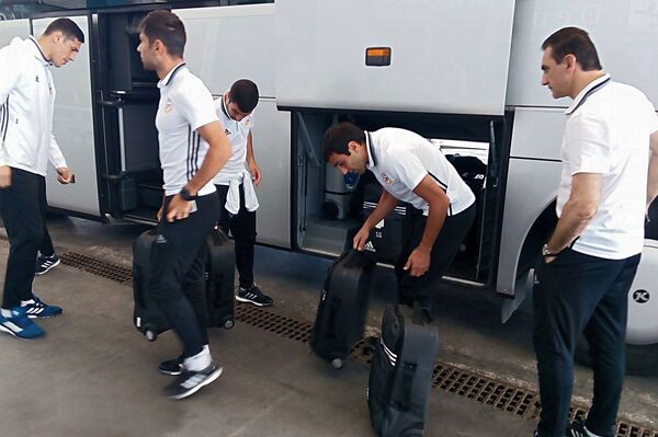 Сборная Армении отправилась в Черногорию - Sputnik Արմենիա