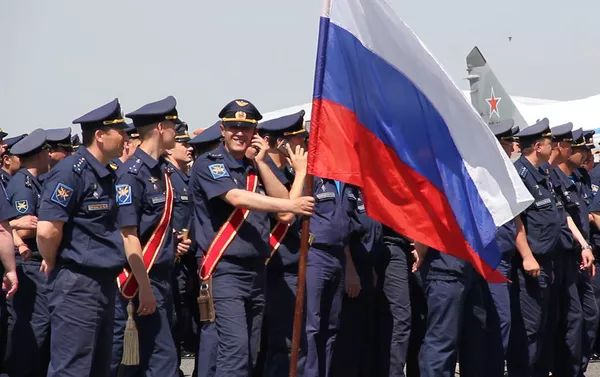 Авиашоу ко дню России в авиабазе Эребуни Авиашоу ко дню России в авиабазе Эребуни - Sputnik Армения