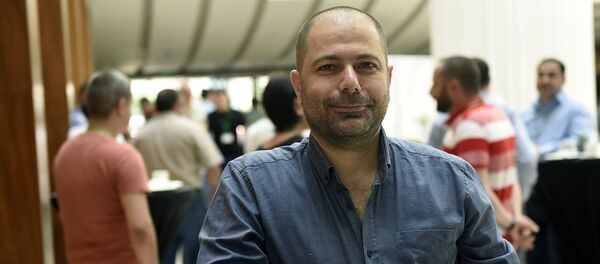 Региональный представитель Лаборатории Касперского в Армении и Грузии Армен Карапетян Региональный представитель Лаборатории Касперского в Армении и Грузии Армен Карапетян - Sputnik Армения