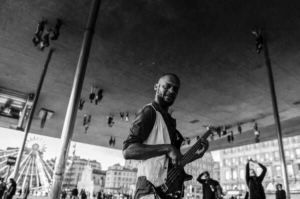 Уличный музыкант. Марсель, Франция - Sputnik Армения