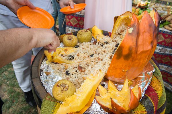 Должен попробовать каждый: армянские блюда попали вo вкуснейший список National Geographic - Sputnik Армения