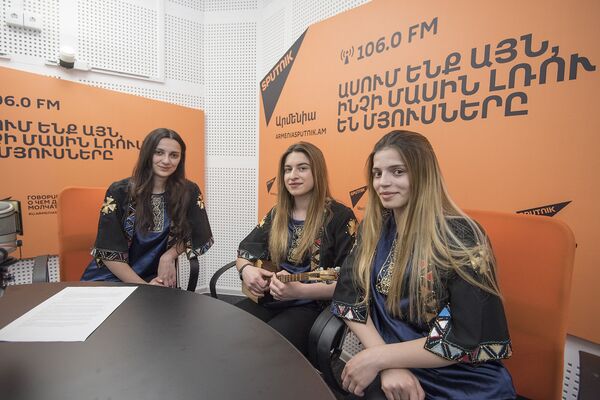 Трио Мандили Трио Мандили - Sputnik Армения