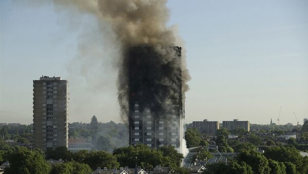 В Лондоне сгорел 27-этажный жилой дом - Sputnik Արմենիա
