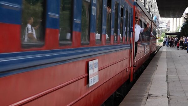 Поезд Ереван-Батуми - Sputnik Արմենիա
