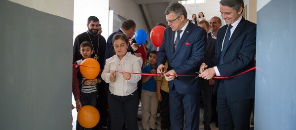 Проект UNDP Развитие местных общин: Учесть мнение каждого при финансовой поддержке Российской Федерации Проект UNDP Развитие местных общин: Учесть мнение каждого при финансовой поддержке Российской Федерации - Sputnik Արմենիա