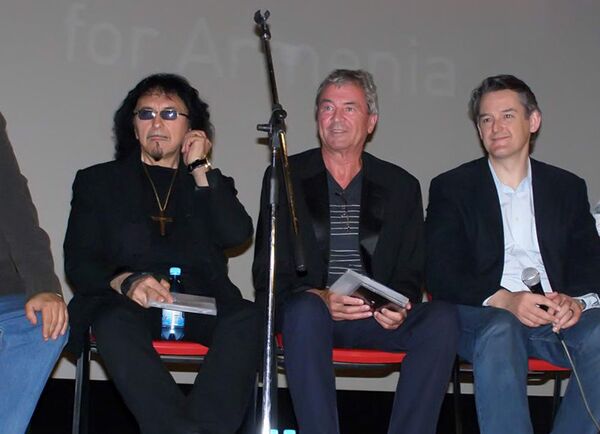 Йен Гиллан и Тони Айомми в Ереване - Sputnik Армения