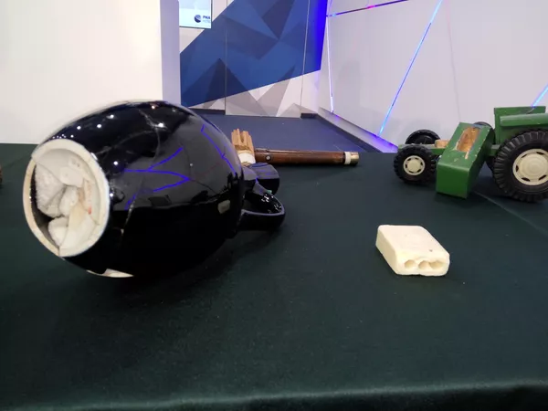 Контейнеры для перевозки наркотиков Контейнеры для перевозки наркотиков - Sputnik Армения