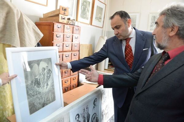 Посол Армении в России Вардан Тоганян в мастерской Орловского государственного университета им. И.С. Тургенева Посол Армении в России Вардан Тоганян в мастерской Орловского государственного университета им. И.С. Тургенева - Sputnik Արմենիա