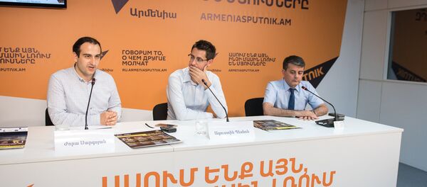 Жора Саркисян и Агустин Песнон Жора Саркисян и Агустин Песнон - Sputnik Արմենիա