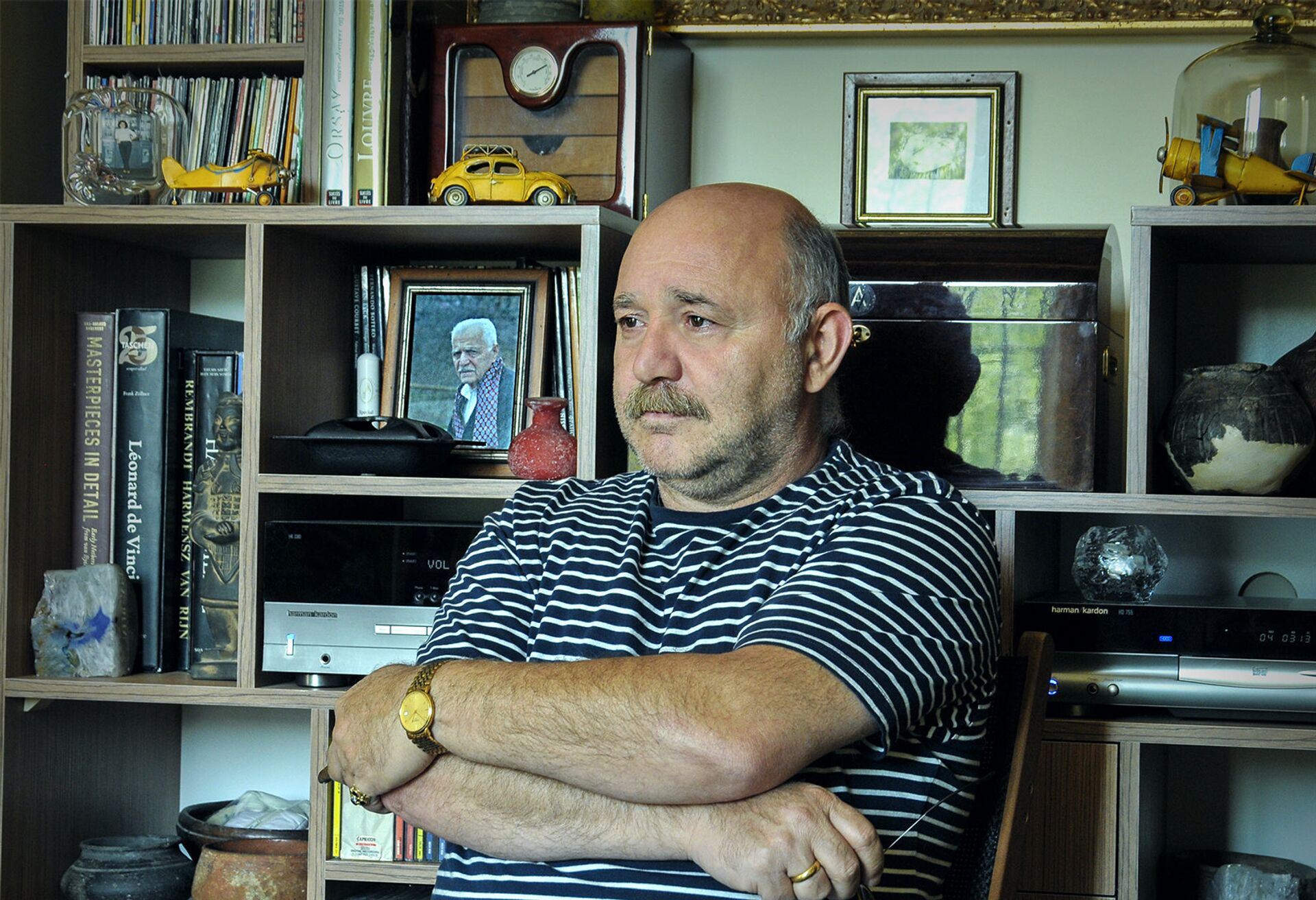 Художник Тарон Мурадян - Sputnik Արմենիա, 1920, 23.10.2025