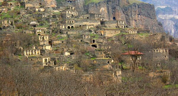 Село Ин Хот (Старый Хот) Село Ин Хот (Старый Хот) - Sputnik Արմենիա