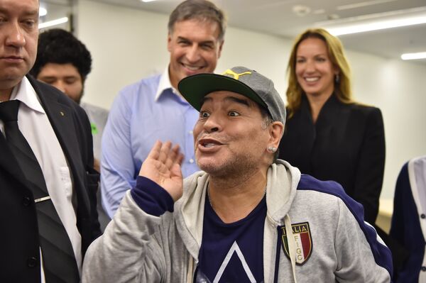 Марадонна внезапно приехал в Москву - Sputnik Армения