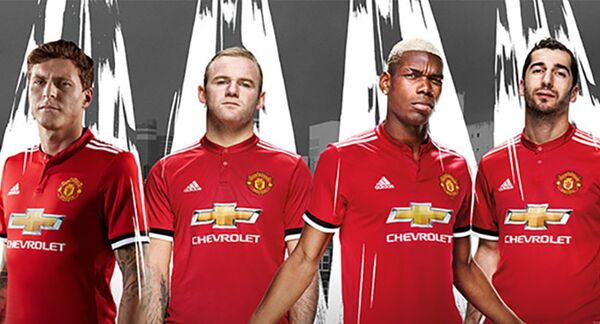 Новая форма команды Манчестер Юнайтед Новая форма команды Манчестер Юнайтед - Sputnik Армения