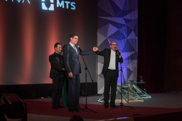 Арутюн Хачатрян и Ральф Ийрикян Арутюн Хачатрян и Ральф Ийрикян - Sputnik Արմենիա