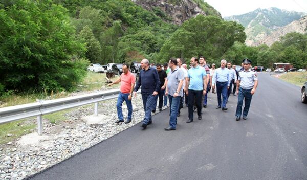 Бако Саакян Бако Саакян - Sputnik Արմենիա