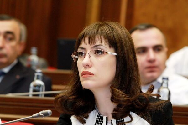 Наира Карапетян Наира Карапетян - Sputnik Армения