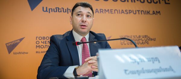Эдуард Шармазанов Эдуард Шармазанов - Sputnik Արմենիա