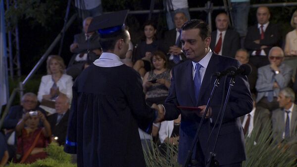 ՀՀ նախագահը մասնակցել է ապագա բժիշկների ավարտական երեկոյին - Sputnik Արմենիա