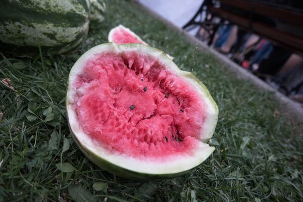 Ի՞նչ է տեղի ունենում օրգանիզմում, երբ ձմերուկ ենք ուտում - Sputnik Արմենիա