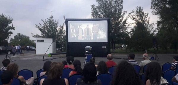 Показ фильма Линия в открытом кинотеатре Звартноца - Sputnik Армения