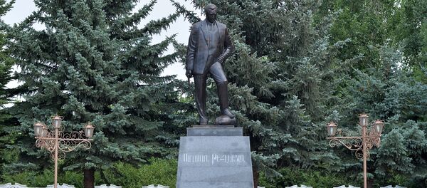 Памятник Согомону Тейлеряну. Скульптор Самвел Петросян - Sputnik Армения
