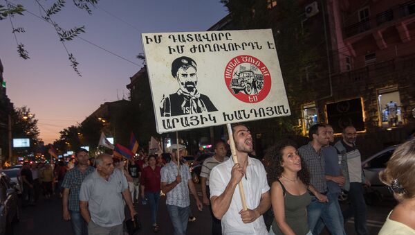 Шествие, посвященное годовщине захвата здания полка ППС в Ереване - Sputnik Արմենիա