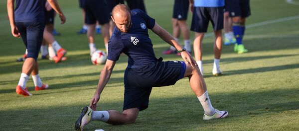 Предматчевая тренировка БАТЭ перед игрой с Алашкертом в Ереване Предматчевая тренировка БАТЭ перед игрой с Алашкертом в Ереване - Sputnik Արմենիա