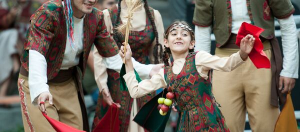 Праздничное шествие к празднику Вардавар Праздничное шествие к празднику Вардавар - Sputnik Արմենիա