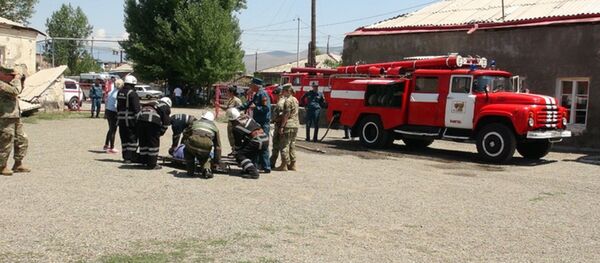 Учебная тренировка МЧС в Гюмри Учебная тренировка МЧС в Гюмри - Sputnik Արմենիա