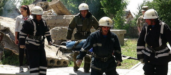 Учебная тренировка МЧС в Гюмри - Sputnik Армения