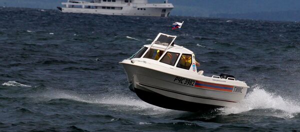 Соревнования по водно-моторному спорту среди инспекторов МЧС во Владивостоке - Sputnik Армения