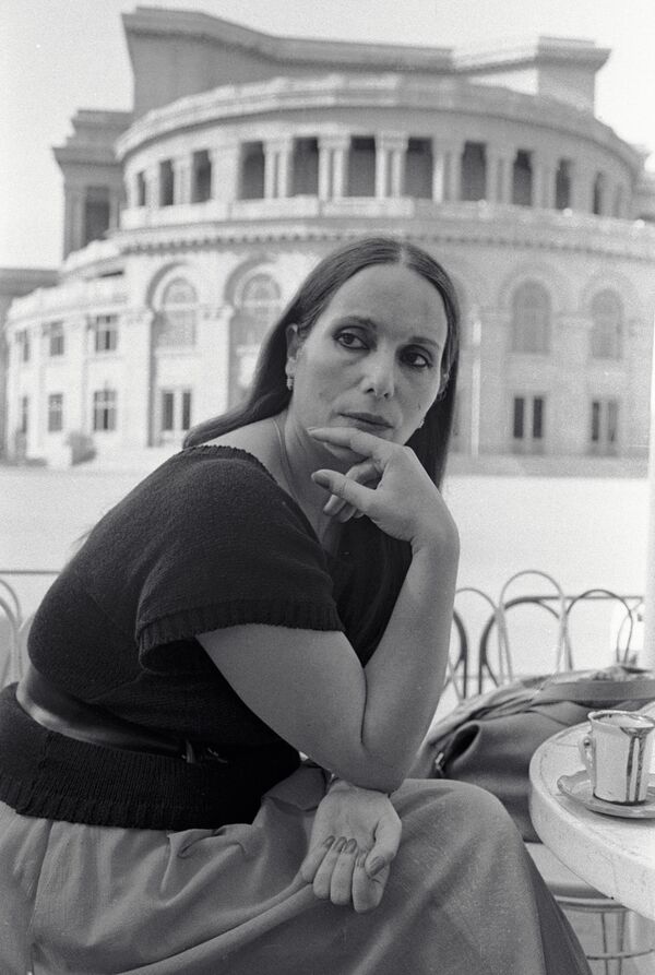 Оперная певица Мансурян Оперная певица Мансурян - Sputnik Արմենիա