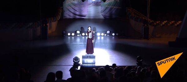 Выступление Ангелины Папикян и Сабины Манвелян на концерте Ты супер! в Орленке Выступление Ангелины Папикян и Сабины Манвелян на концерте Ты супер! в Орленке - Sputnik Армения