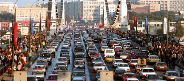 Автомобильный затор на Крымском мосту Автомобильный затор на Крымском мосту - Sputnik Արմենիա