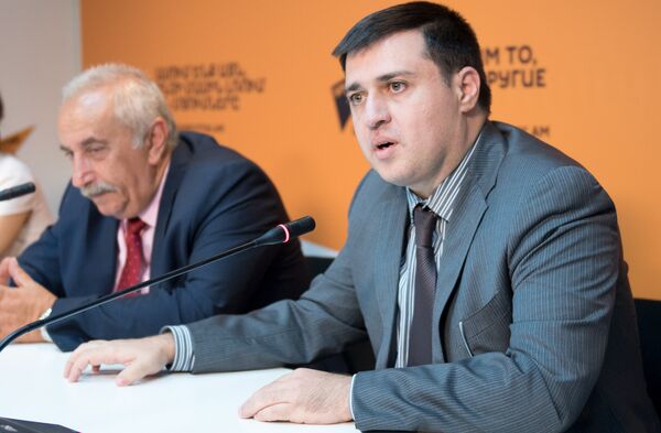 Давид Меликян и Армен Егиазарян Давид Меликян и Армен Егиазарян - Sputnik Армения