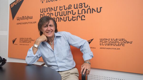 Жак Окджян в гостях у радио Sputnik Армения - Sputnik Արմենիա